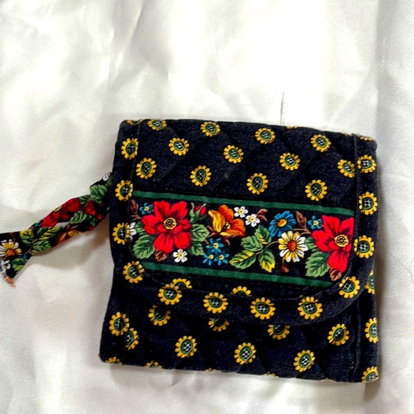 Vera Bradley Handbags - Vera Bradley Pocket Wallet Villa Red Diamond